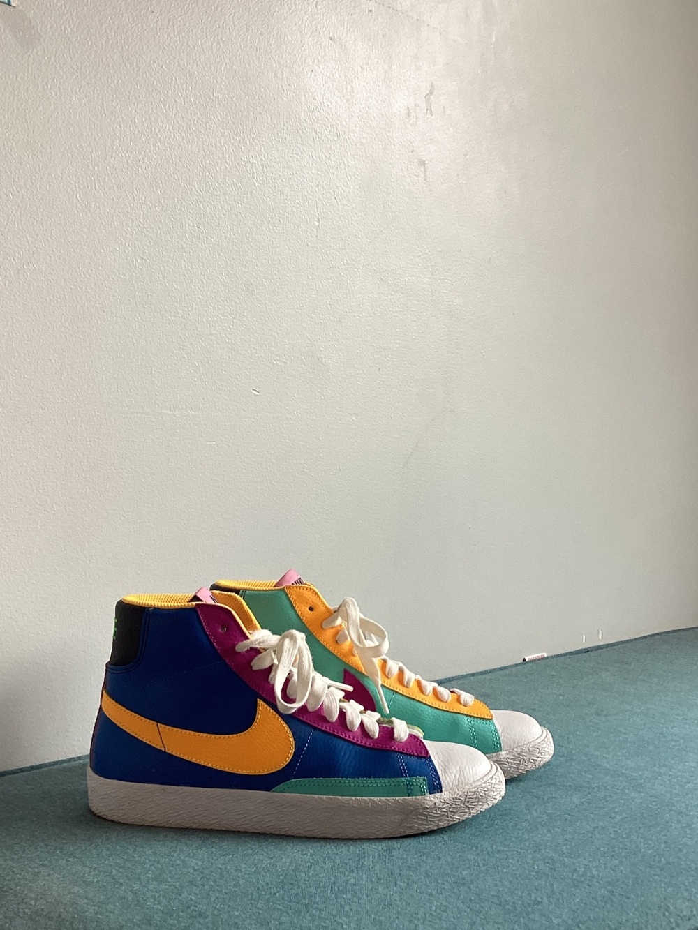 Nike Kids Multicolor High-Top Sneakers - Blue, Yellow, Green, Pink